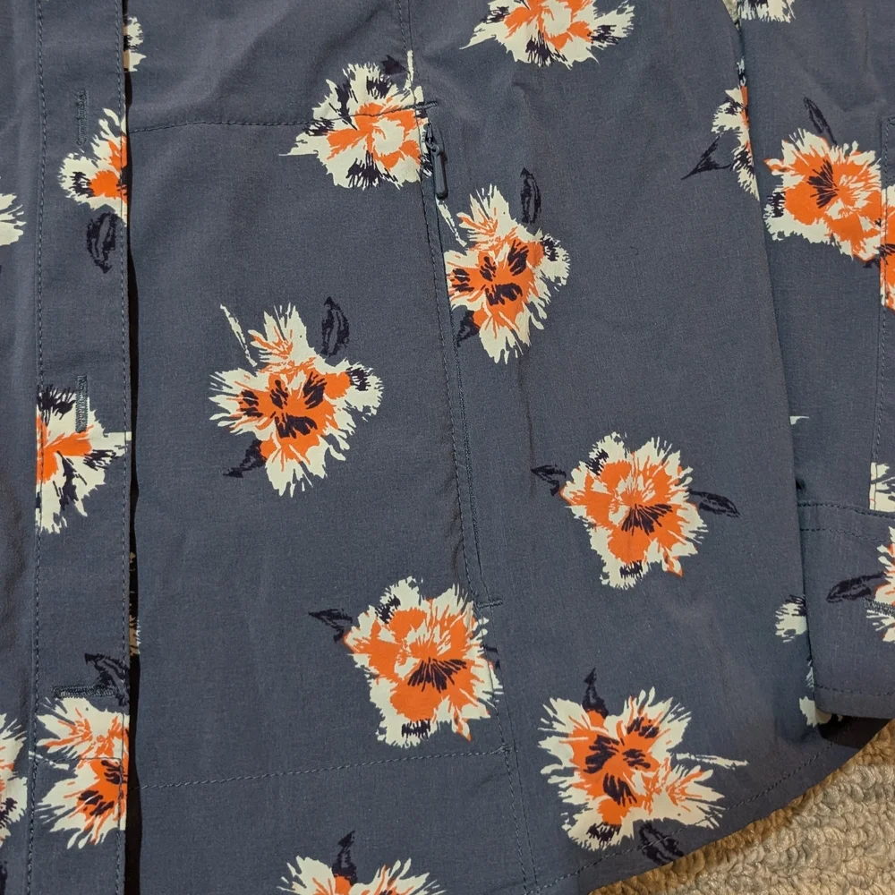 Duluth Trading Company Women Small Floral Hiking Long Sleeve Button Up Shirt - Picture 4 of 4